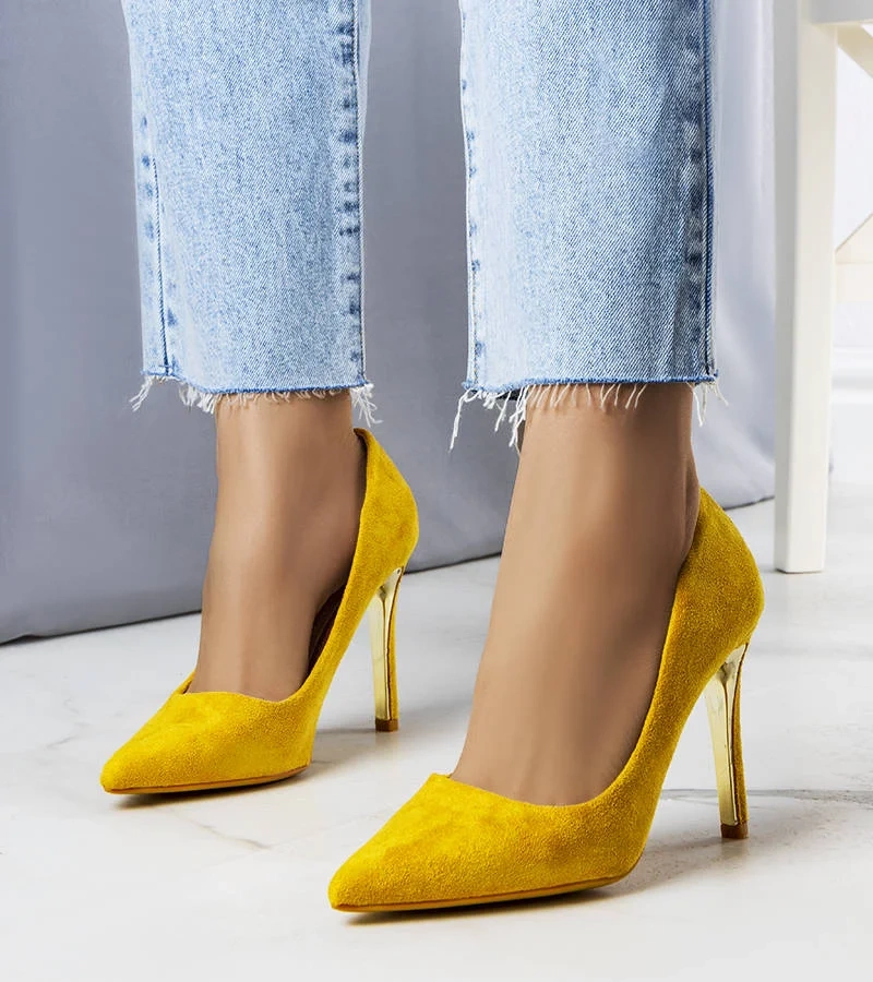 Stilettos galbeni Centi