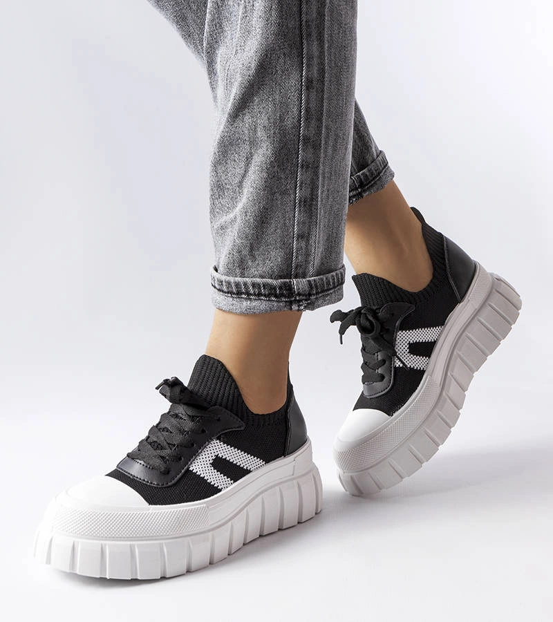 Pantofi cu platformă neagră Charpentier