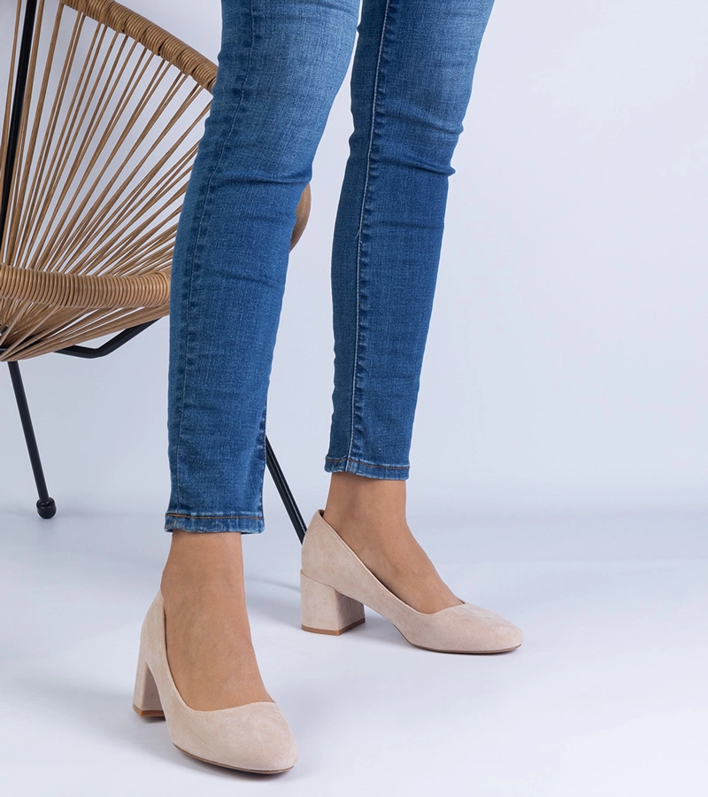 Pantofi bej din piele ecologică întoarsă pe toc Marsol