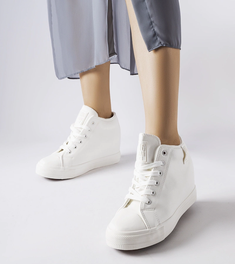 Sneakersi albi cu platformă Big Star MM274002