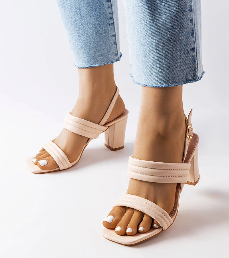 Sandale stiletto Moli bej