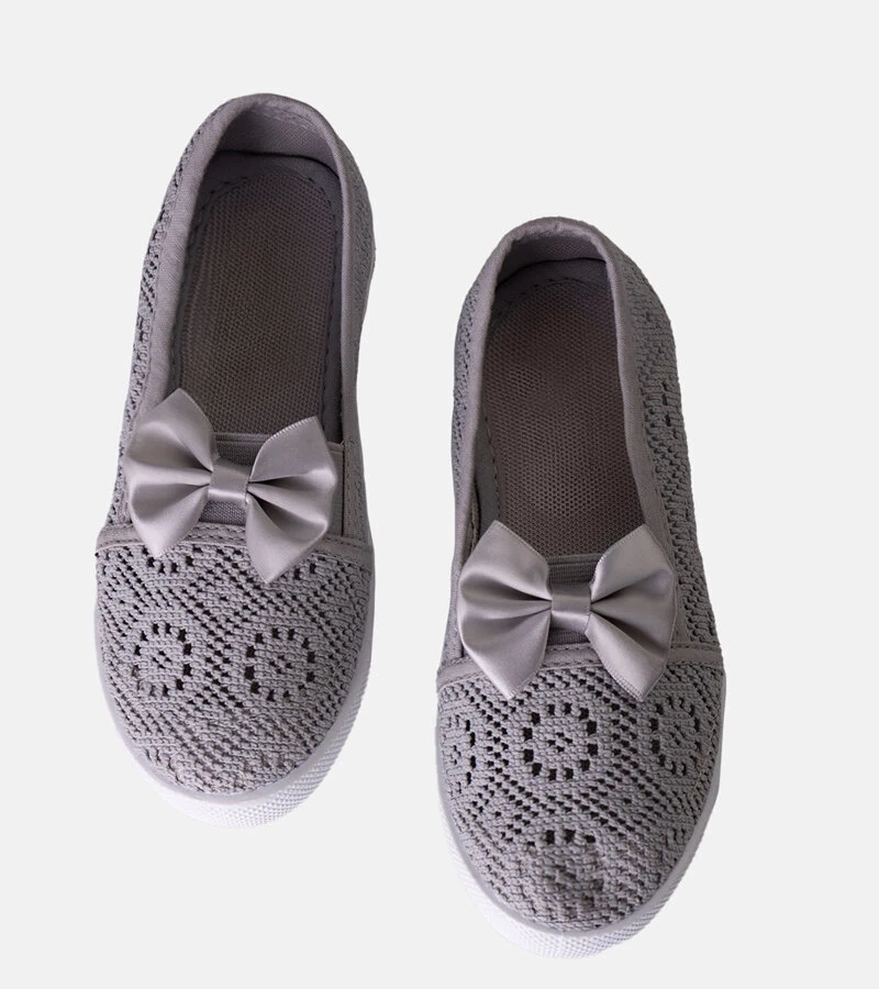 Balerini pentru copii Bubby gri, cu broderie deschisă