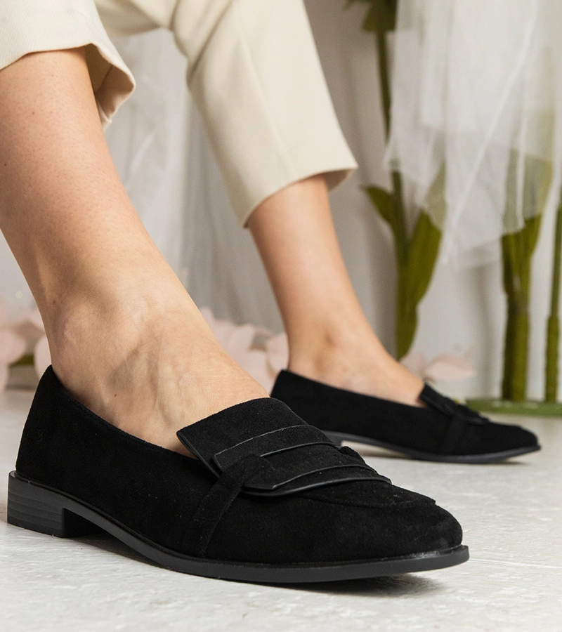 Pantofi clasici de damă negri din piele ecologică întoarsă Laiza