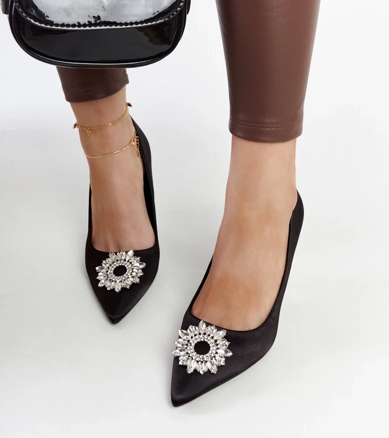 Tocuri negre cu finisaj satinat și zirconii Susegana