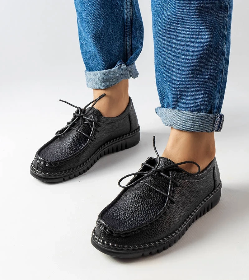 Mocasini Tuva negri cu șireturi