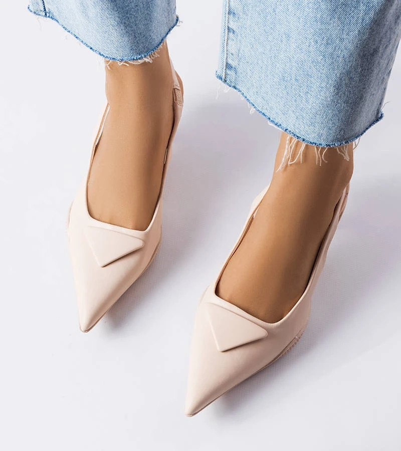 Sandale cu tocuri joase Gougeon bej