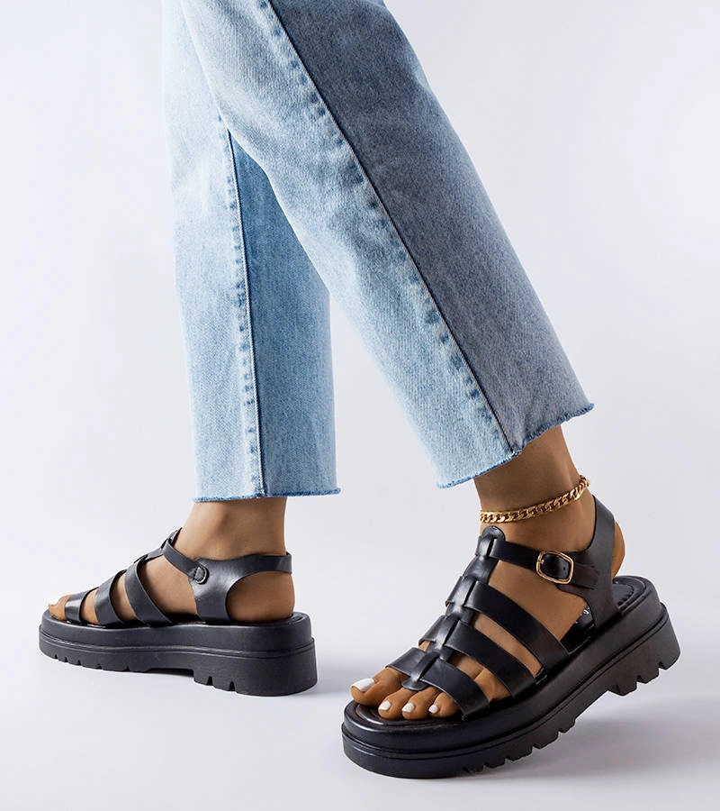 Sandale negre cu talpă de tracțiune Saidi