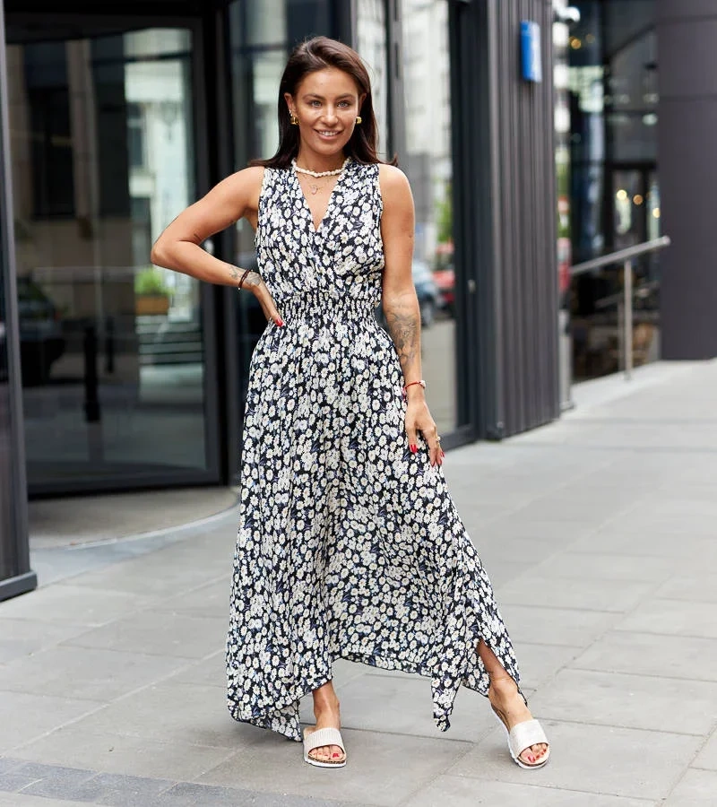 Rochie neagră cu flori Alpicella