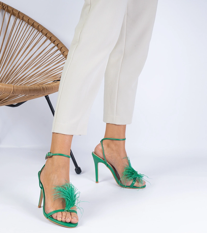 Sandale verzi cu toc și pene Arisat