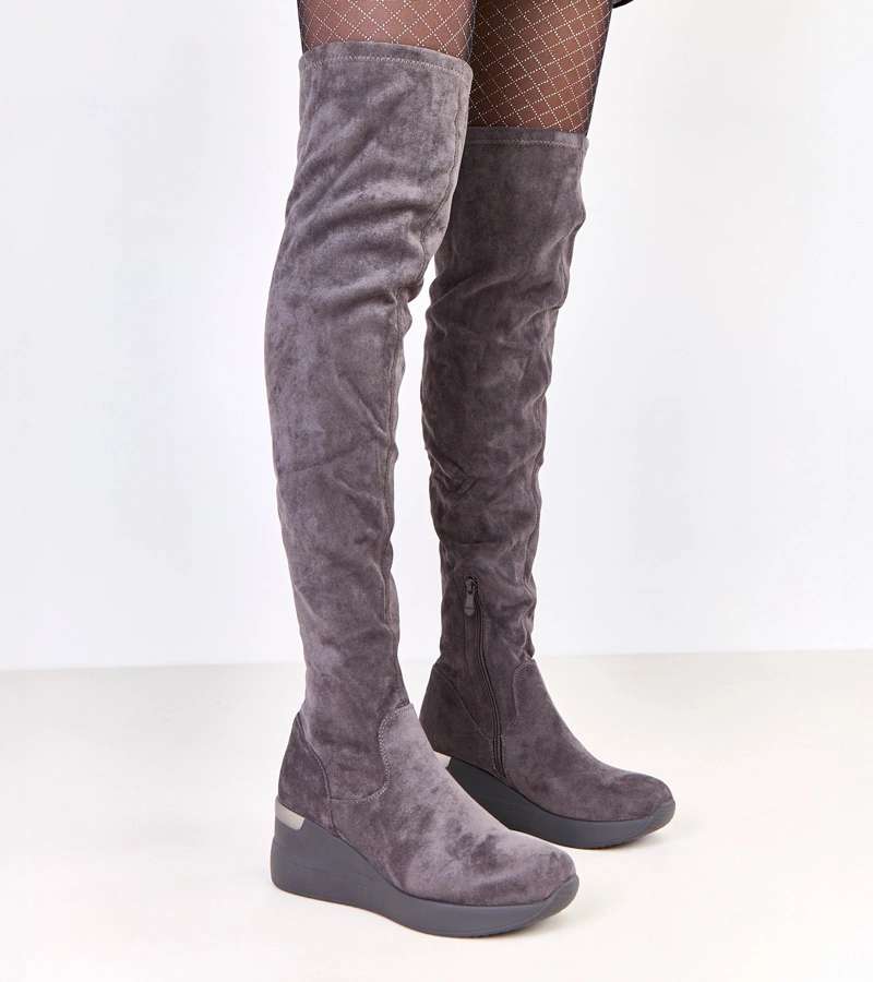 Cizme gri din piele ecologică întoarsă pe platformă Roland