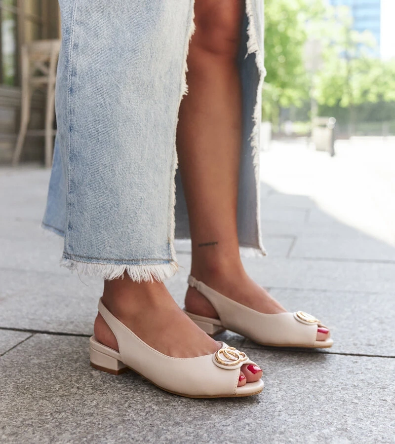 Sandale cu talpă de piele Karimala