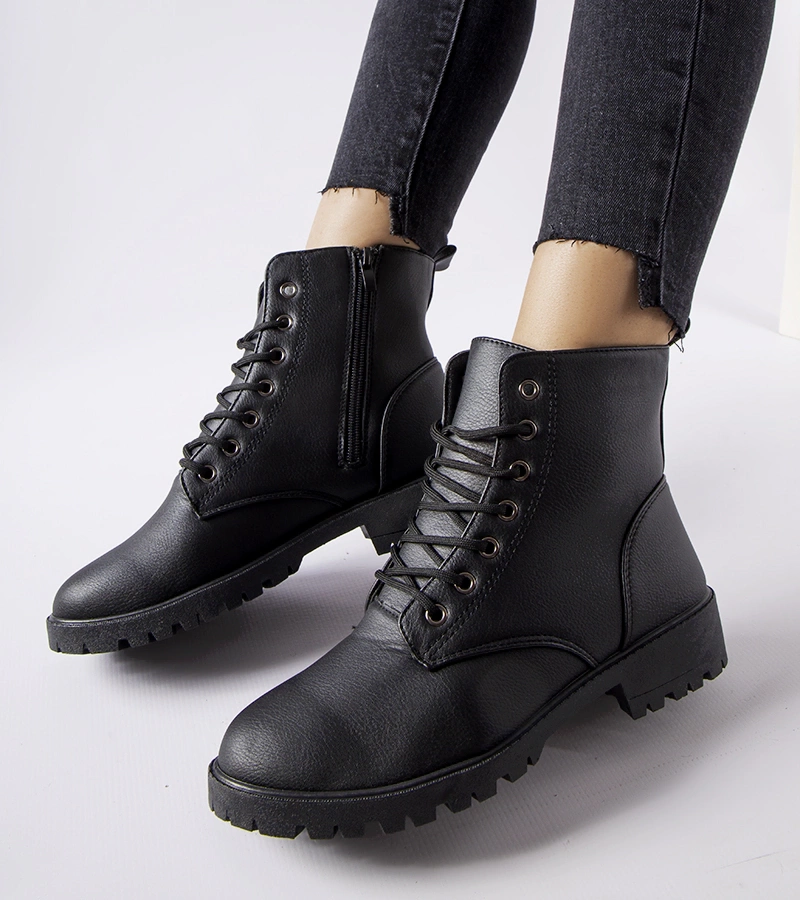 Trapere clasice negre și călduroase Rosing