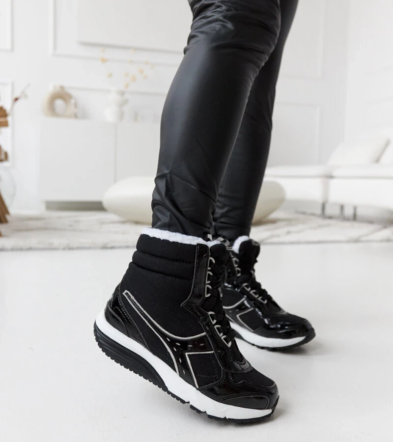 Bocanci sport negri căptușiți Diadora.