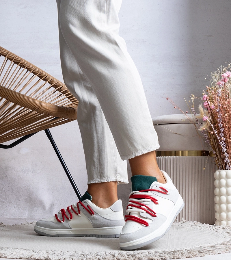 Adidași gri cu șireturi roșii Arcobaleno