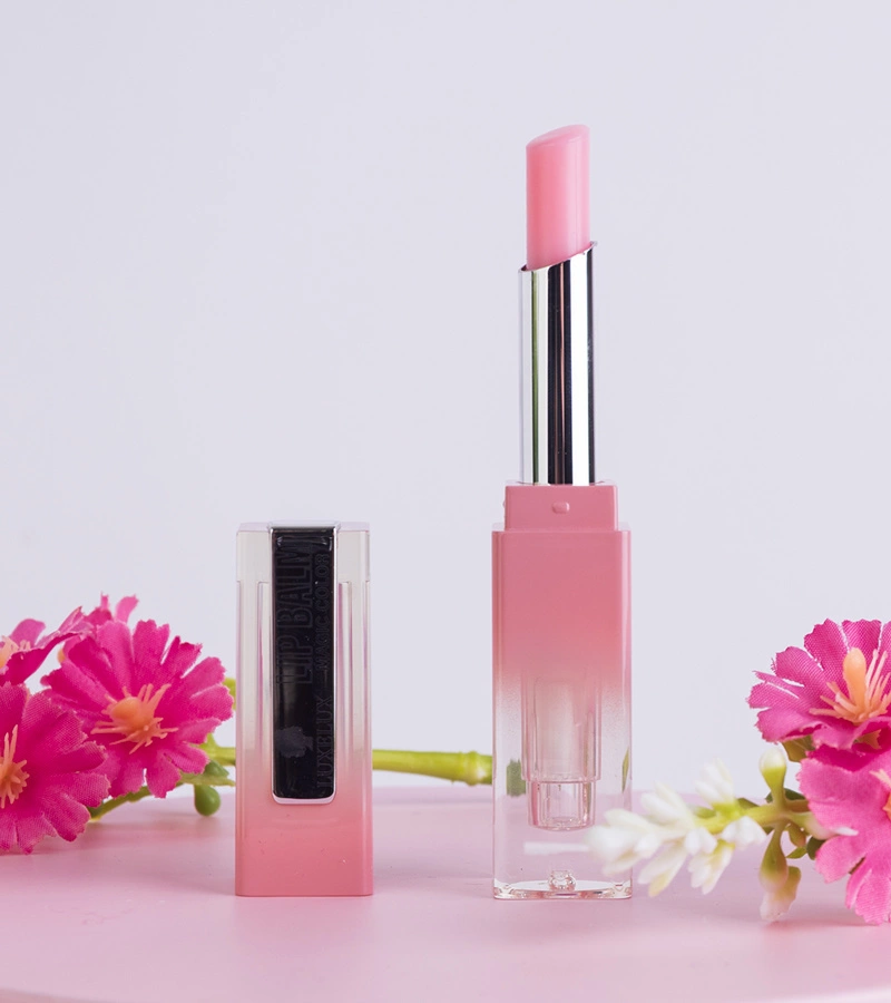 Balsam de buze hidratant care își schimbă culoarea LUXELUX 01 1,4g