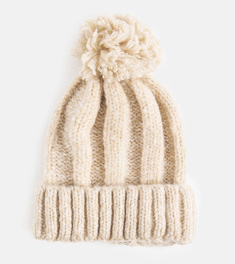 Șapcă bej cu pompon Cormil