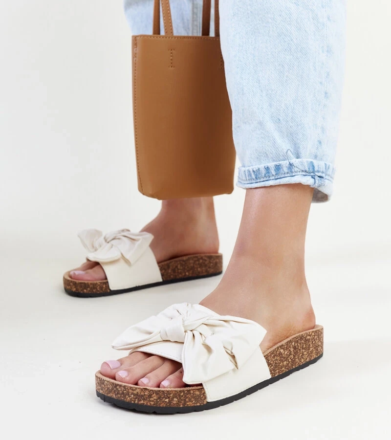 Papuci de culoare bej deschis pe talpă de plută cu fundiță Petresa