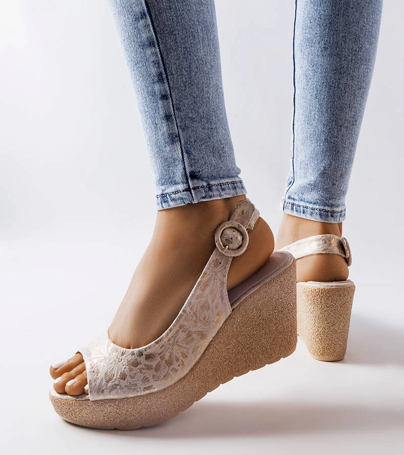 Sandale cu toc bej Jarmila