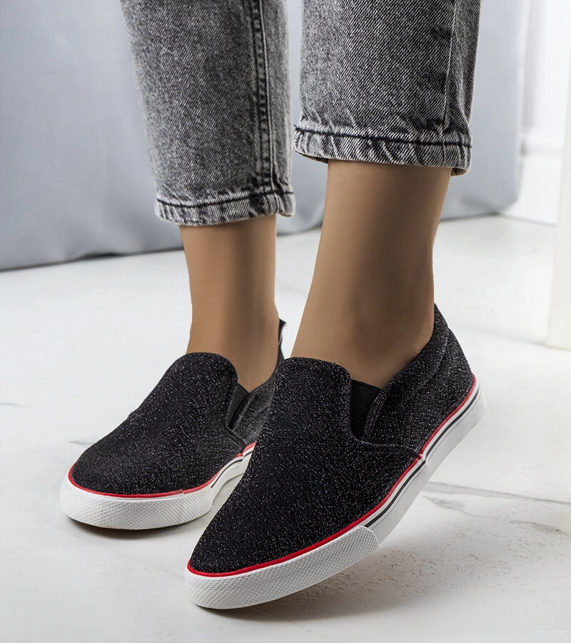 Adidași negri pentru femei Ryza