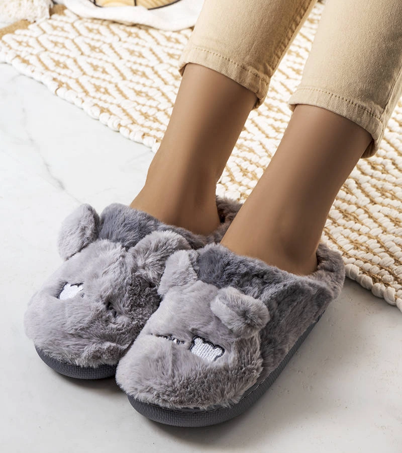 Papuci gri moale Lucky Teddy