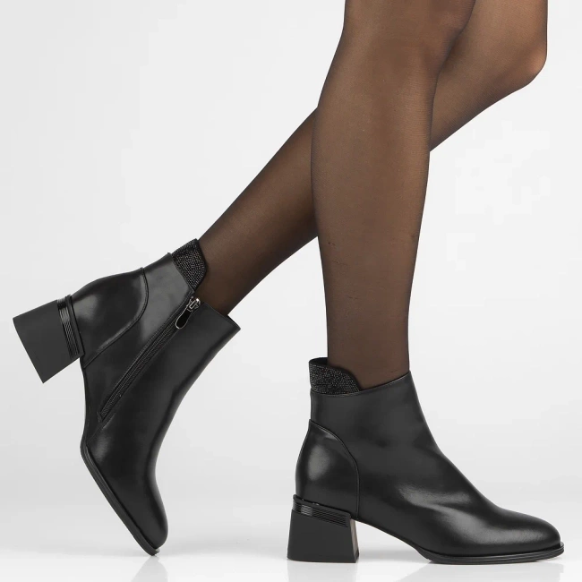 Ghete negre cu toc gros din piele naturală cu zirconii Jean