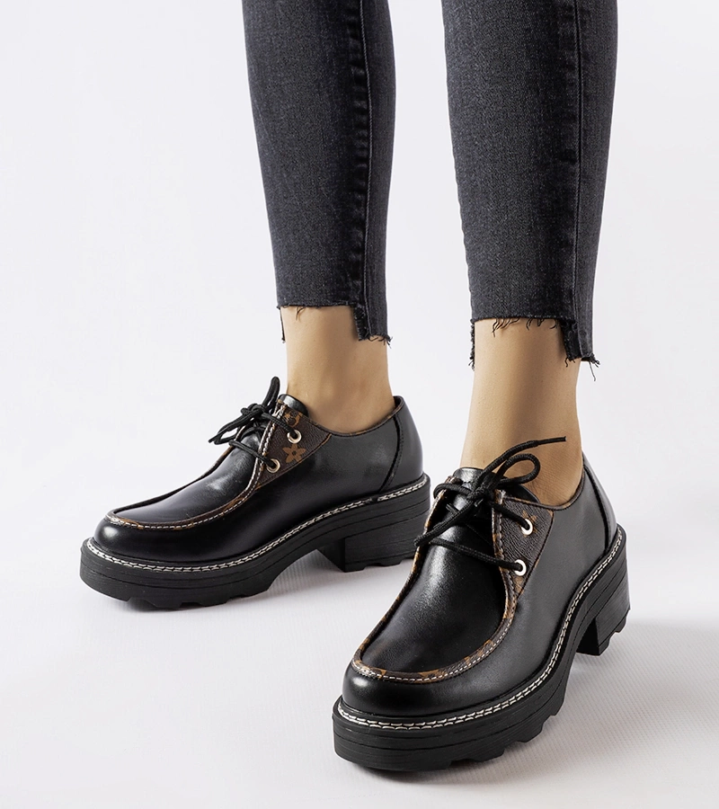 Pantofi negri cu toc gros Fondachetto