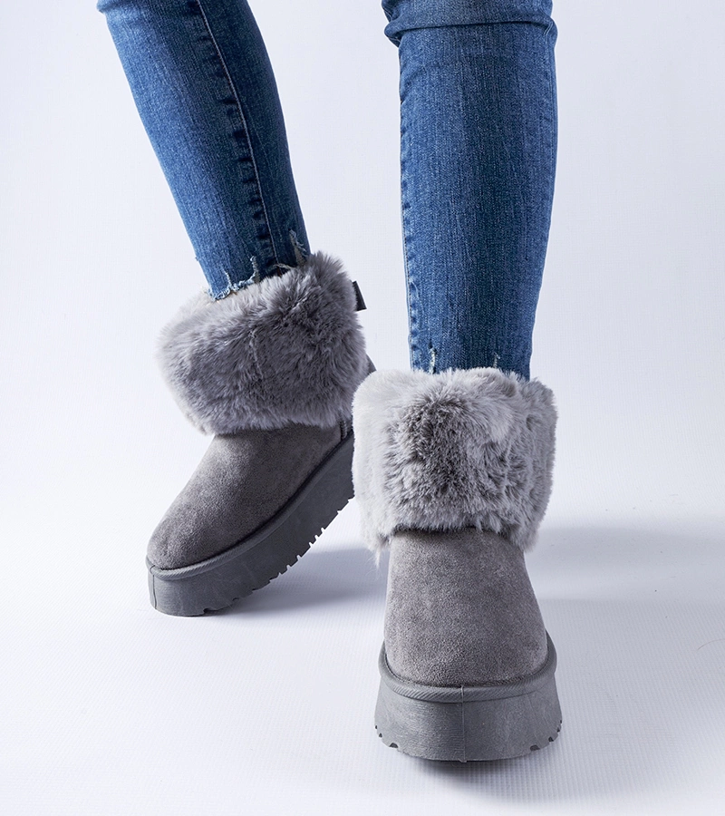 Cizme de zăpadă gri decorate cu blană Adelfia