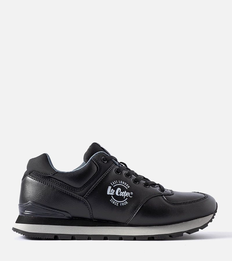 Pantofi negri pentru bărbați Lee Cooper LCJ-23-31-3073M