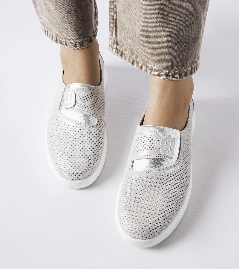 Ethels - pantofi sport perforați din piele argintie