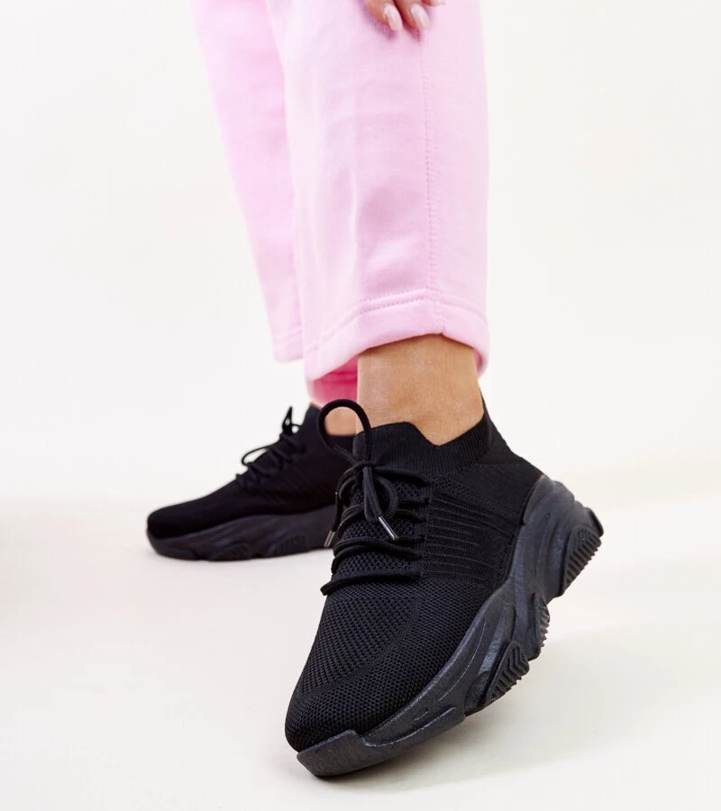 Sneakers negri cu talpă masivă Kassi