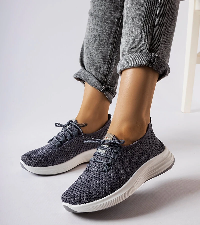 Adidași din material textil gri de la Tommaso