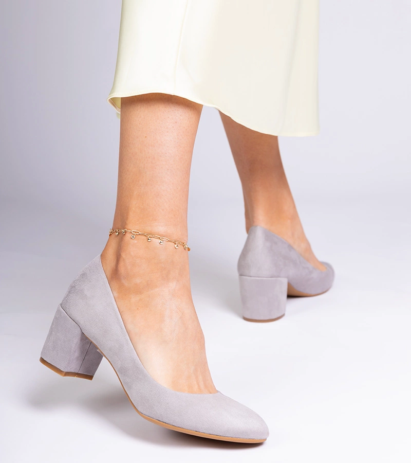 Pantofi clasici gri cu toc gros din piele ecologică întoarsă Telis