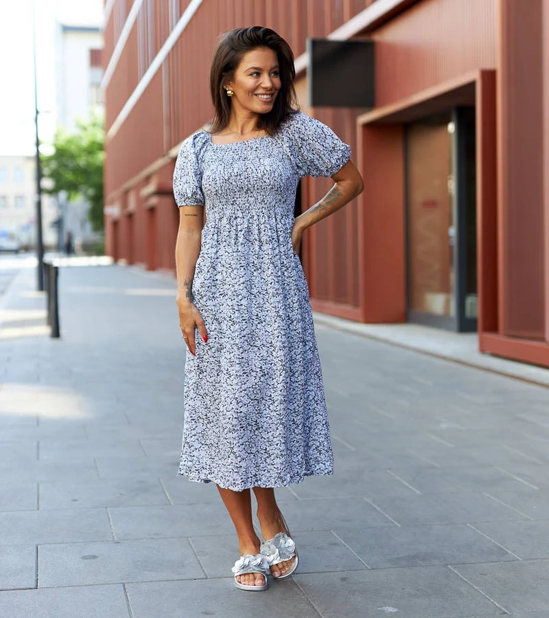 Rochie midi neagră cu flori de Samatzai