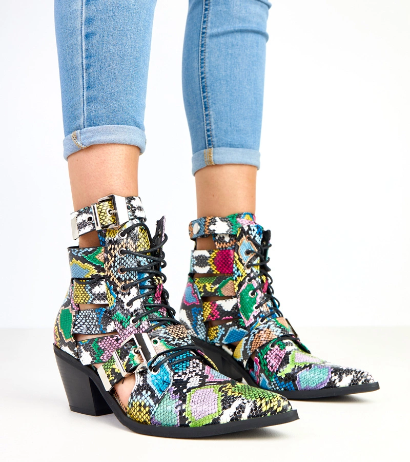 Botine cu toc gros multicolore decupate cu șiret Verica