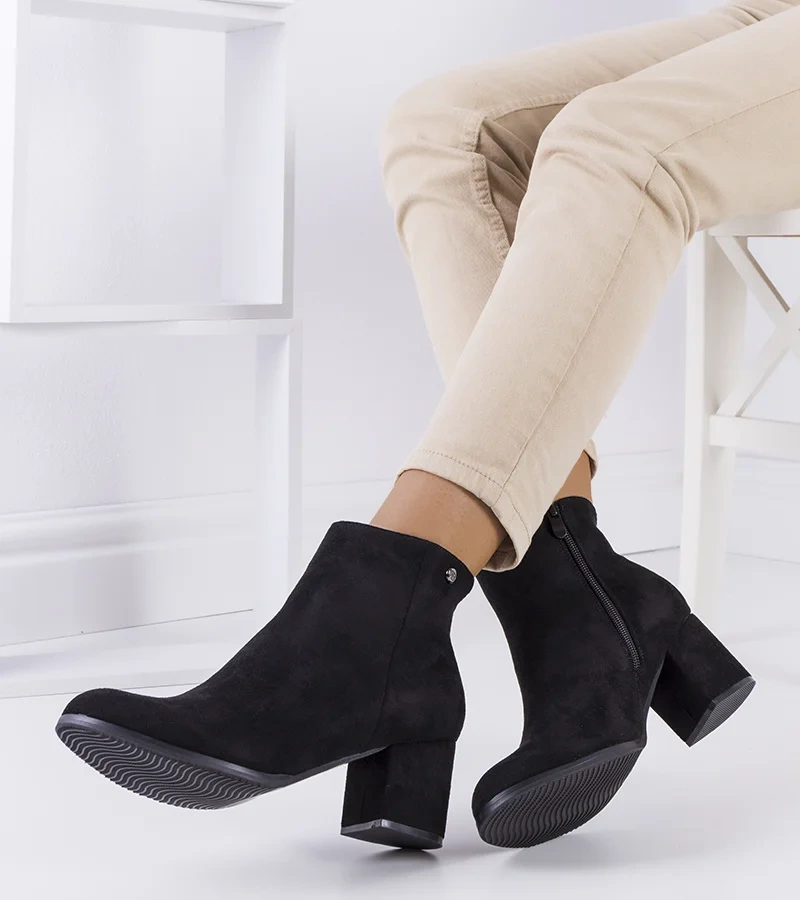 Cizme stiletto negre Durnatel