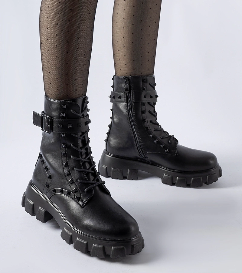 Cizme negre cu tinte Chamberlain