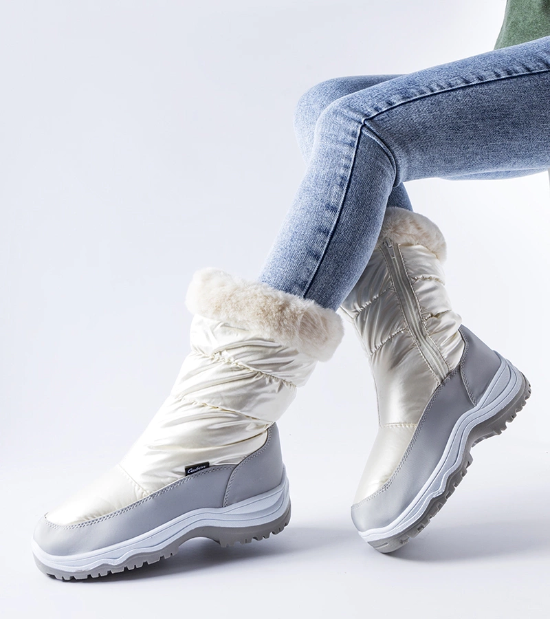 Cizme de iarnă căptușite în nuanțe perlat-cenușii Tronzano