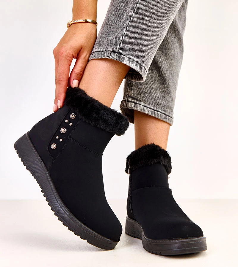 Ghete negre îmblănite din piele ecologică mată Boliva