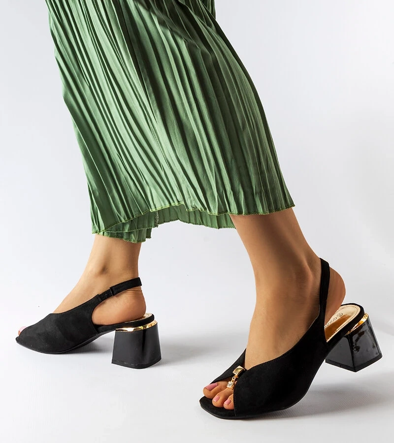 Sandale Baccarato negre cu stiletto jos