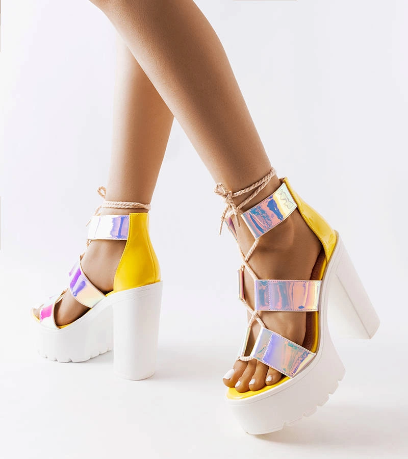 Sandale stiletto solide Katja de culoare galbenă