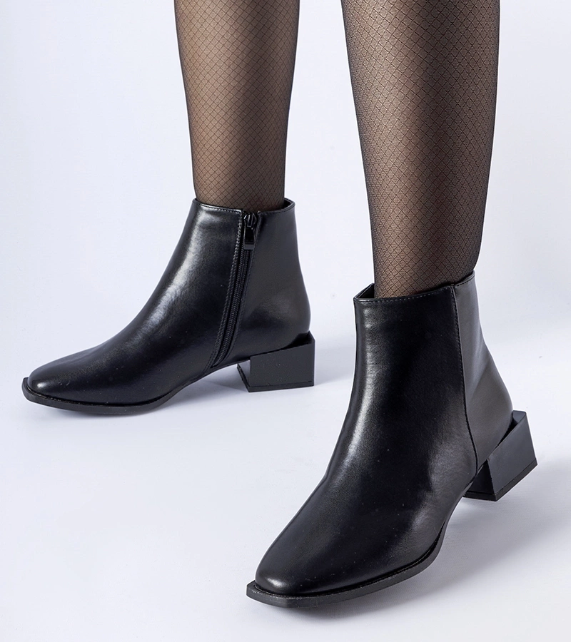 Bocanci negri căptușiți cu toc pătrat Boris