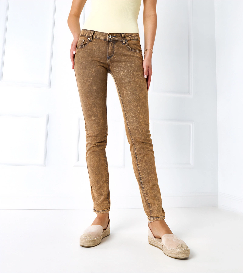 Pantaloni bej pentru femei RE-510-3