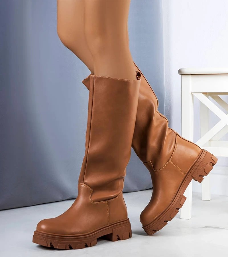 Cizme izolate maro Romelio