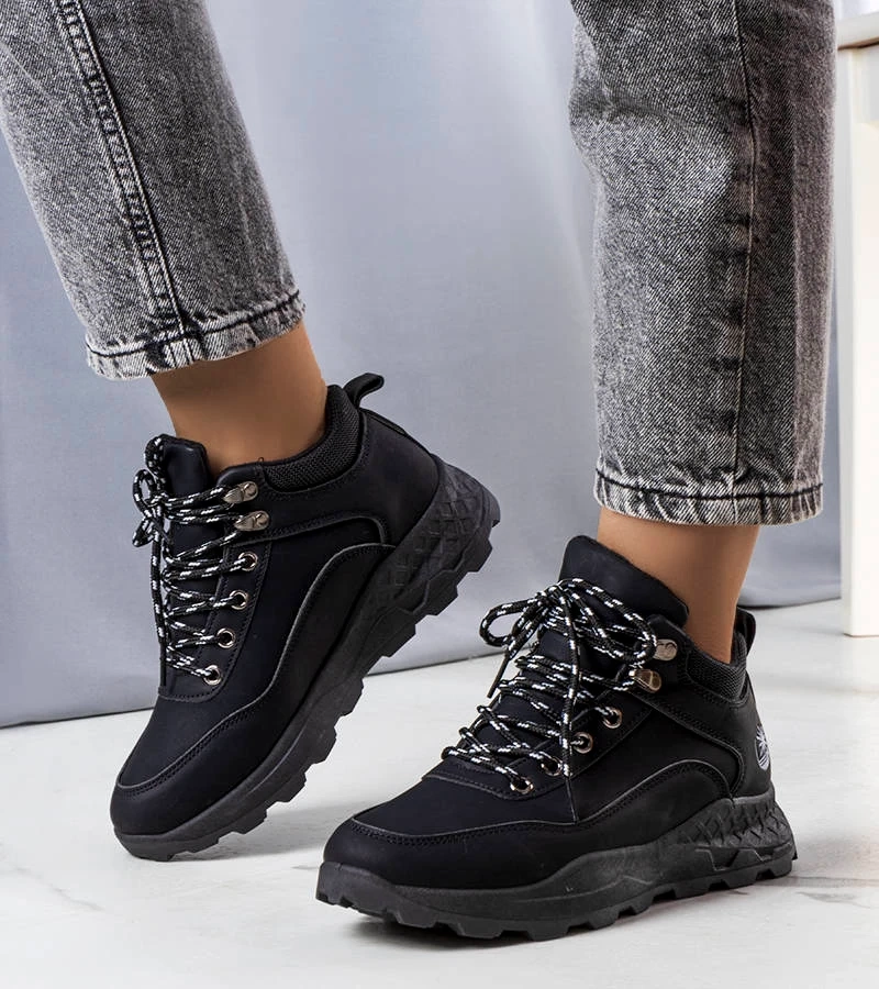 Negru izolat Durani femei trappers izolate