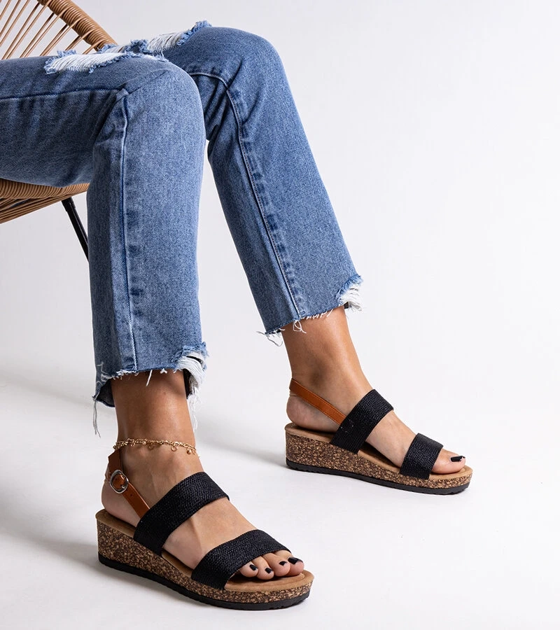 Sandale negre pe platforma de plută Firdosa