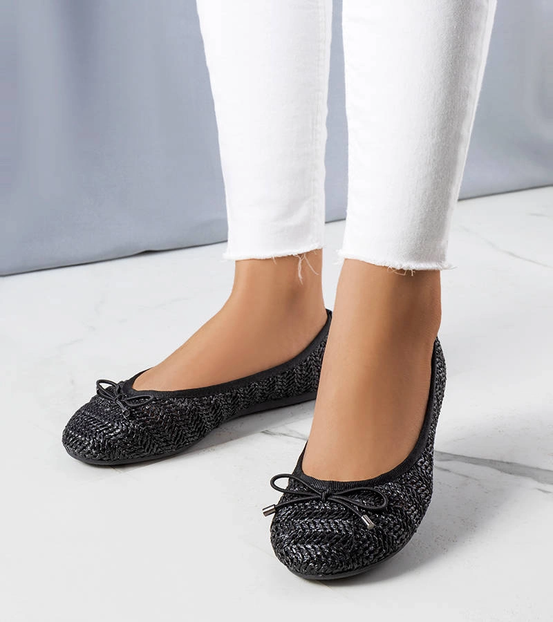 Balerini Principe negri traforați