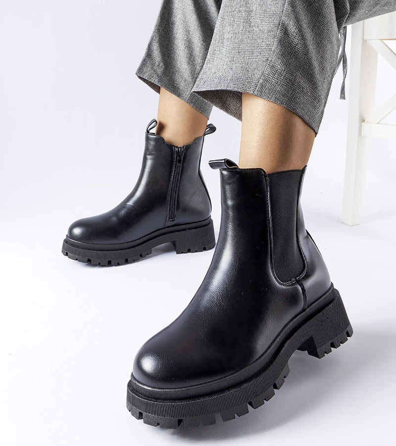 Botine clasice negre căptușite Olmedo