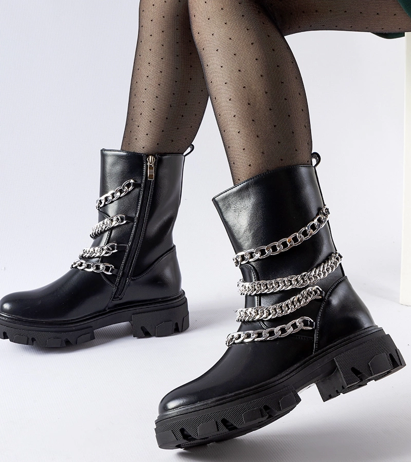 Botine negre cu lanțuri decorative Bacco