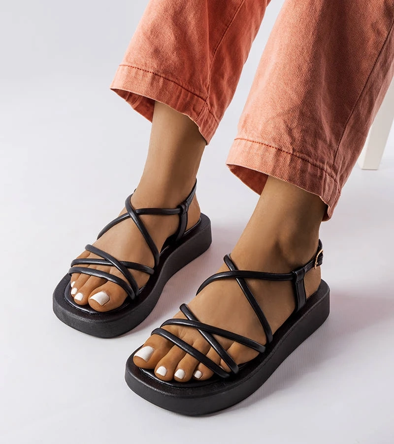 Sandale negre cu platformă Brunelle