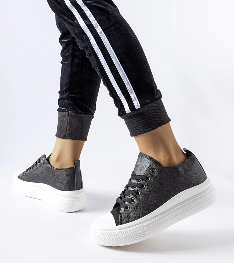 Pantofi de sport cu platformă neagră deosebită